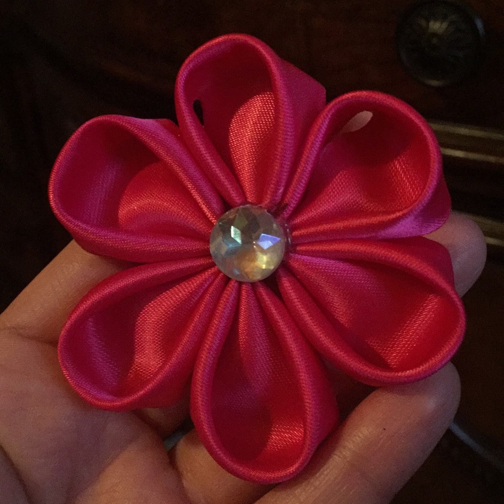 Girl bow - Picture 1 of 3